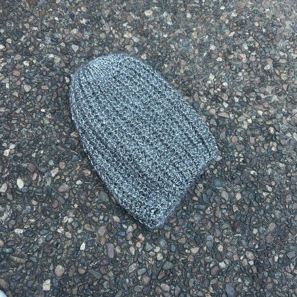 Dorfman Milano  Heather Gray Beaded Slouchy Knit Beanie - Picture 5 of 9